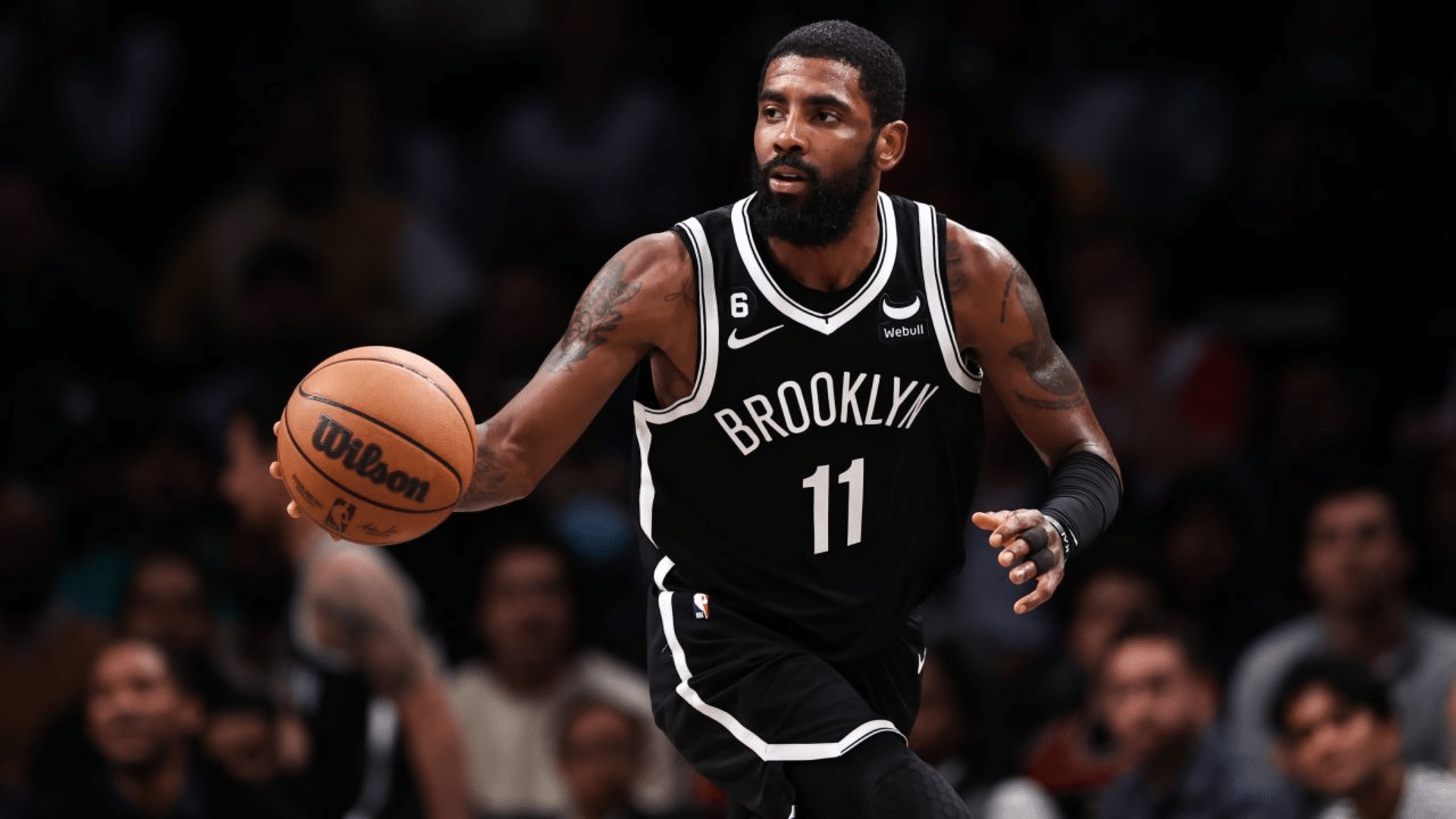 Irving in a 2022 Brooklyn Nets game