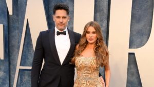 BEVERLY HILLS, CALIFORNIA - MARCH 12: 2023 Sofía Vergara, Joe Manganiello arrives at the Vanity Fair Oscar Party Hosted By Radhika Jones at Wallis Annenberg Center for the Performing Arts on March 12, 2023 in Beverly Hills, California.
