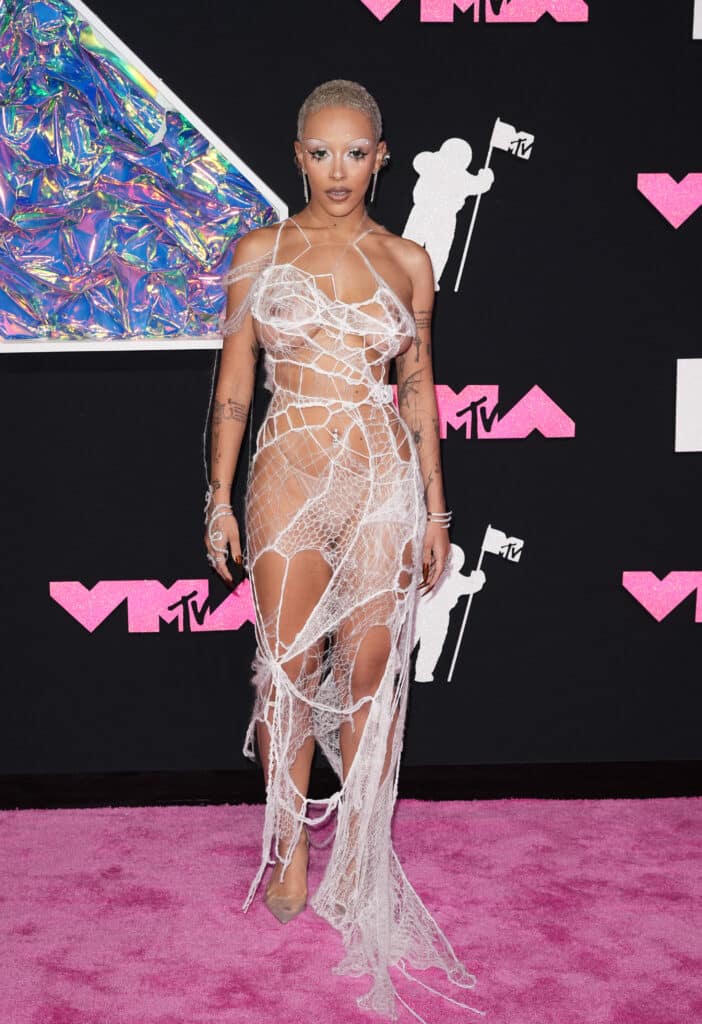 NEWARK, NEW JERSEY - SEPTEMBER 12: (EDITORS NOTE: This image contains nudity.) Doja Cat attends the 2023 MTV Music Video Awards at the Prudential Center on September 12, 2023 in Newark, New Jersey.