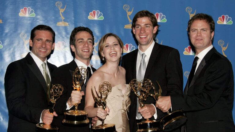 LOS ANGELES - AUGUST 27: Actor Steve Carell, actor B.J. Novak, actress Jenna Fischer, actor John Krasinski and actor Rainn Wilson poses in the press room after winning "Outstanding Comedy Series" for "The Office " at the 58th Annual Primetime Emmy Awards at the Shrine Auditorium on August 27, 2006 in Los Angeles, California.
