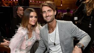 Maren Morris (L) and Ryan Hurd pose during the 2018 CMT Artists of The Year at Schermerhorn Symphony Center on October 17, 2018 in Nashville, Tennessee.