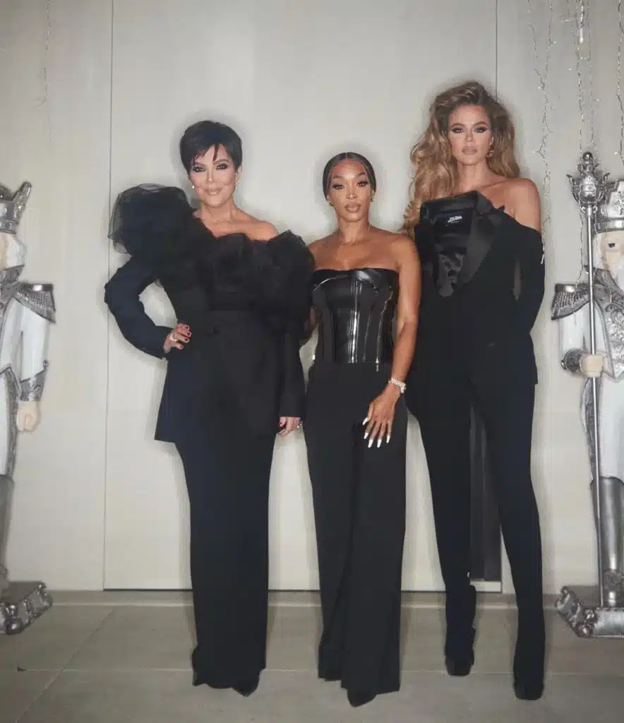 Khloe Kardashian and Kris Jenner pictured from the People's Choice Awards.
