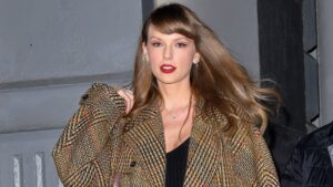 NEW YORK, NEW YORK - DECEMBER 05: Taylor Swift is seen in Manhattan on December 05, 2023 in New York City.