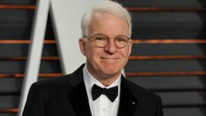 Actor Steve Martin attends the 2015 Vanity Fair Oscar Party hosted by Graydon Carter at Wallis Annenberg Center for the Performing Arts on February 22, 2015 in Beverly Hills, California.