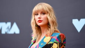 Taylor Swift attends the 2019 MTV Video Music Awards at Prudential Center on August 26, 2019 in Newark, New Jersey.