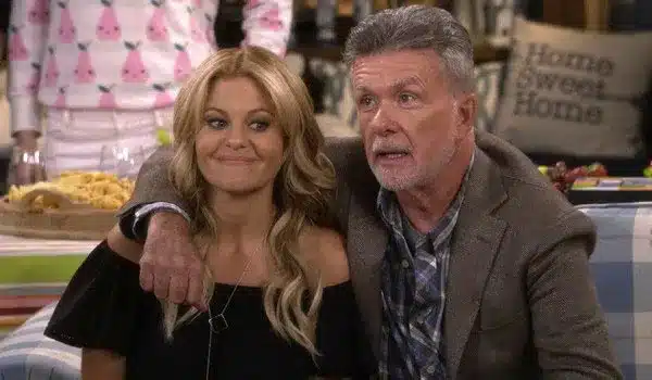 (L) Candace Cameron Bure and Alan Thicke on 'Fuller House'.