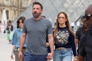 PARIS, FRANCE - JULY 26: Jennifer Lopez and Ben Affleck are seen at the Louvre Museum on July 26, 2022 in Paris, France. (Photo by Pierre Suu/GC Images)