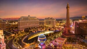 Las Vegas is a city that doesn’t just live up to the hype—it surpasses it. Las Vegas offers endless opportunities to capture eye-popping, envy-inducing shots.