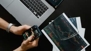 In the ever-evolving world of trading, selecting the right platform can be the key to achieving financial success.