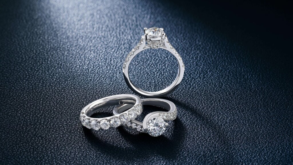 The elegance of emerald cut engagement rings belongs in a different category than other designs.