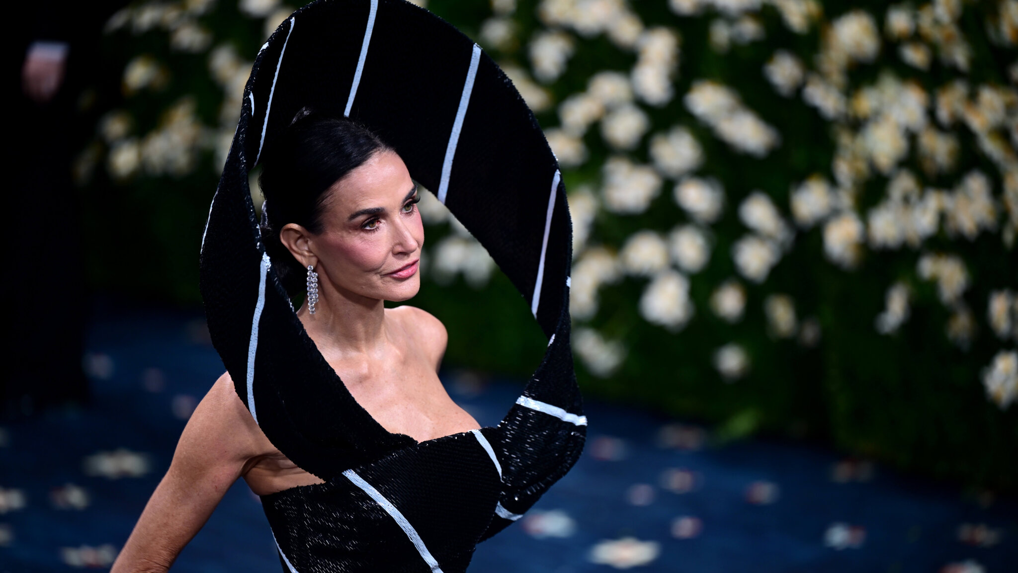 Demi Moore Stuns at 2025 Met Gala in Thom Browne Tie-Inspired Gown with ...