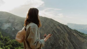 Between work, notifications, and nonstop scrolling, it's no surprise more people are turning to digital escapes for a quick mental break. 