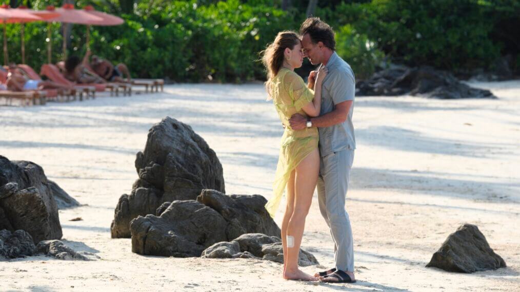 Aimee Lou Wood and Walton Goggins in HBO's 'The White Lotus'