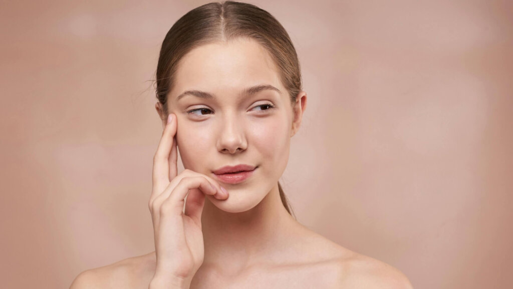 Meet evidensdebeaute.com, the French-Japanese skincare house that’s becoming a cult favorite not by shouting, but by glowing.